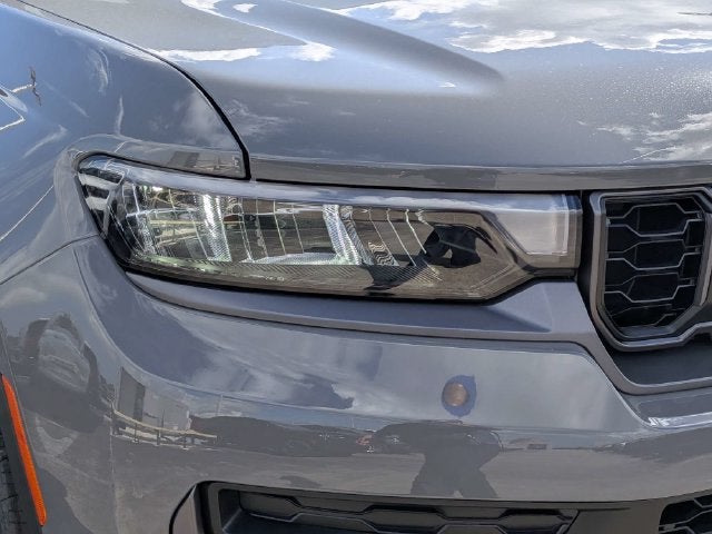 2027 Jeep Grand Cherokee Altitude