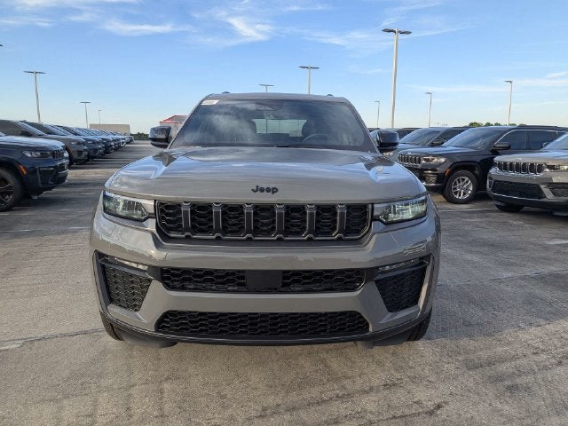 2027 Jeep Grand Cherokee Limited