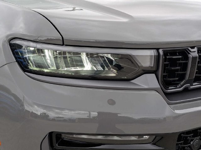 2027 Jeep Grand Cherokee Limited Reserve