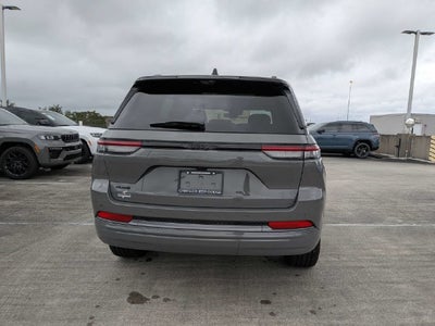 2027 Jeep Grand Cherokee Limited Reserve