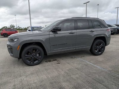 2027 Jeep Grand Cherokee Limited Reserve