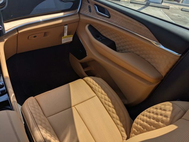 2026 Jeep Grand Cherokee Summit