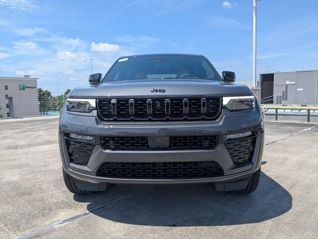 2026 Jeep Grand Cherokee Summit