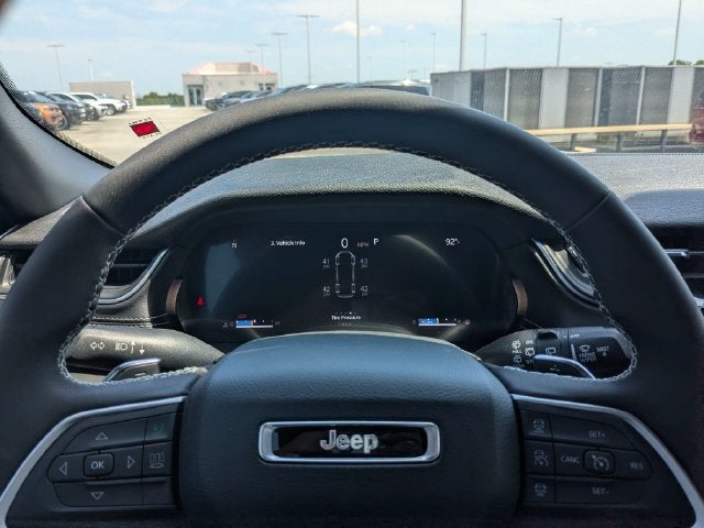 2026 Jeep Grand Cherokee L Laredo