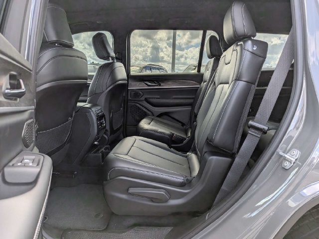 2027 Jeep Grand Cherokee L Limited