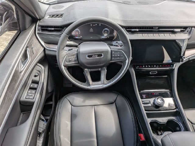 2027 Jeep Grand Cherokee L Limited