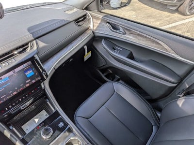 2027 Jeep Grand Cherokee L Limited