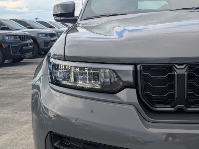 2027 Jeep Grand Cherokee L Laredo Altitude