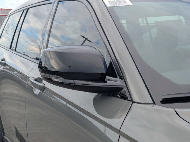 2027 Jeep Grand Cherokee L Laredo Altitude