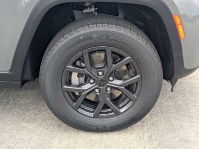2027 Jeep Grand Cherokee L Laredo Altitude