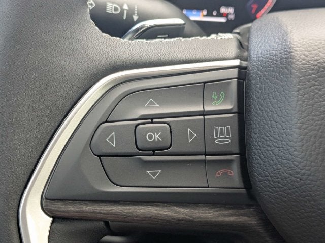 2027 Jeep Grand Cherokee L Laredo Altitude