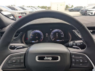 2027 Jeep Grand Cherokee L Laredo Altitude