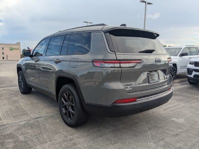 2027 Jeep Grand Cherokee L Laredo Altitude