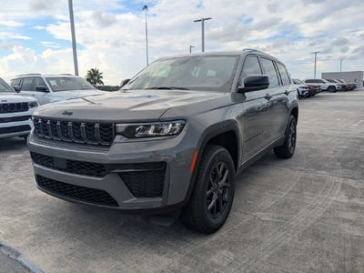 2027 Jeep Grand Cherokee L Laredo Altitude