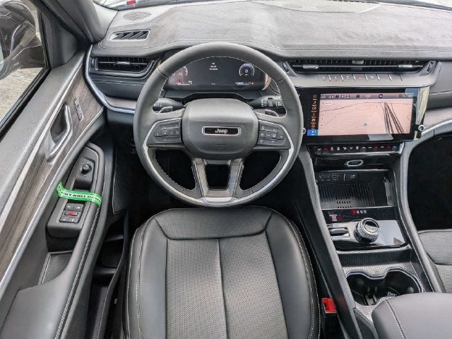 2027 Jeep Grand Cherokee L Limited Reserve