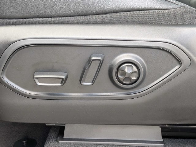 2027 Jeep Grand Cherokee L Limited Reserve