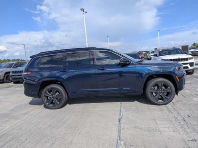 2027 Jeep Grand Cherokee L Limited Reserve