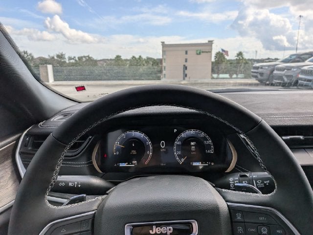 2027 Jeep Grand Cherokee L Limited Reserve