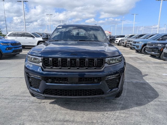 2027 Jeep Grand Cherokee L Limited Reserve