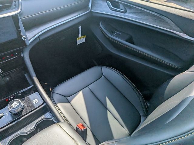 2026 Jeep Grand Cherokee L Limited 8th Anniversary Edition