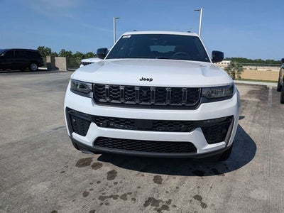 2026 Jeep Grand Cherokee L Limited 8th Anniversary Edition