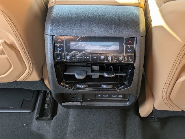 2027 Jeep Grand Cherokee L Summit