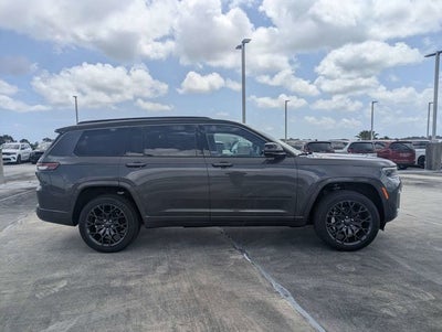 2026 Jeep Grand Cherokee L Summit