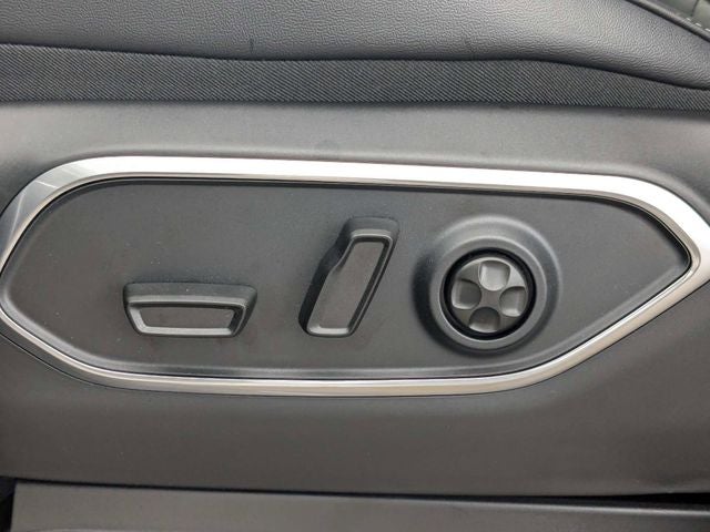 2026 Jeep Grand Wagoneer L Base