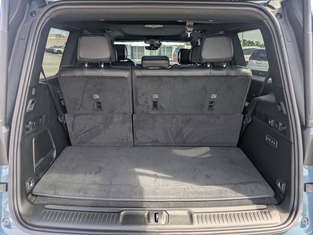 2026 Jeep Grand Wagoneer Base