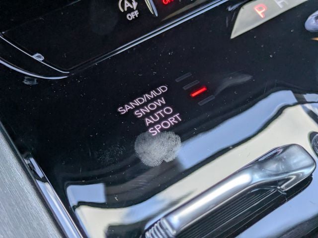 2026 Jeep Grand Wagoneer Base