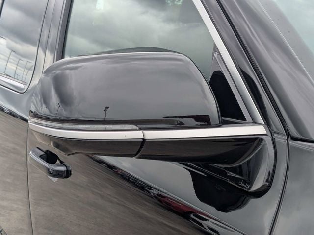 2026 Jeep Grand Wagoneer Base