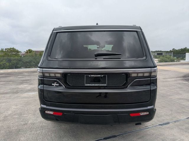 2026 Jeep Grand Wagoneer Base