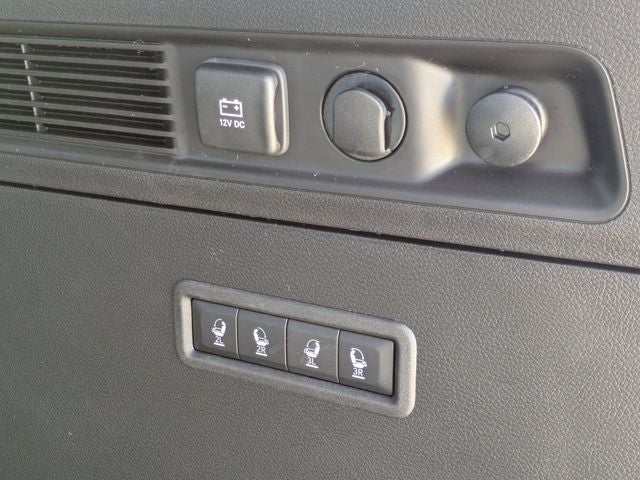 2026 Jeep Grand Wagoneer Base