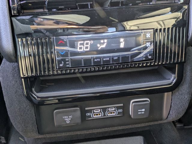 2026 Jeep Grand Wagoneer Base