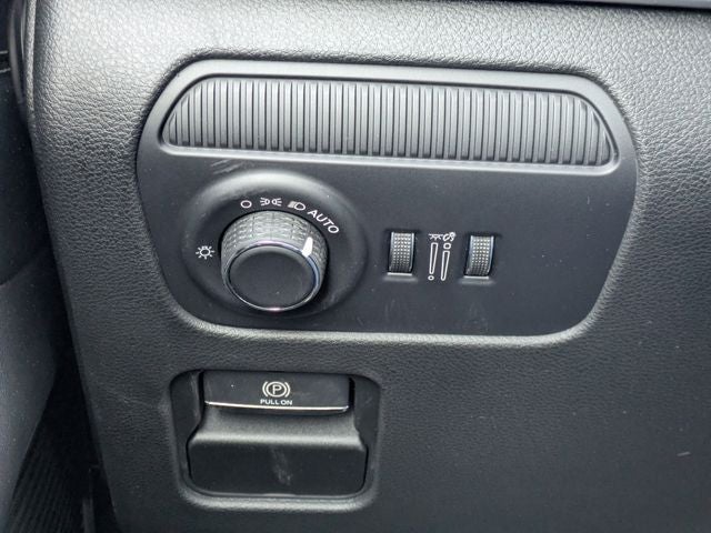 2026 Jeep Grand Wagoneer Base