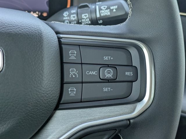 2026 Jeep Grand Wagoneer Base