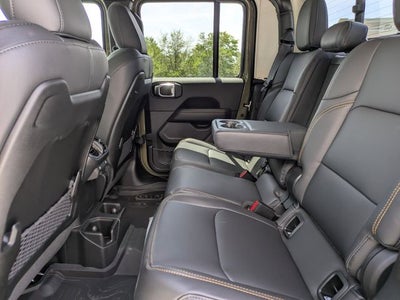 2026 Jeep Gladiator Base