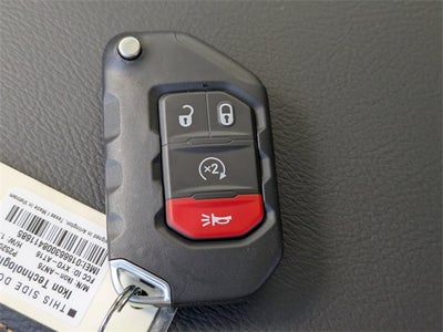 2025 Jeep Gladiator High Tide