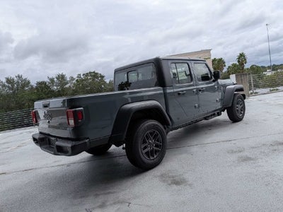 2026 Jeep Gladiator Sport