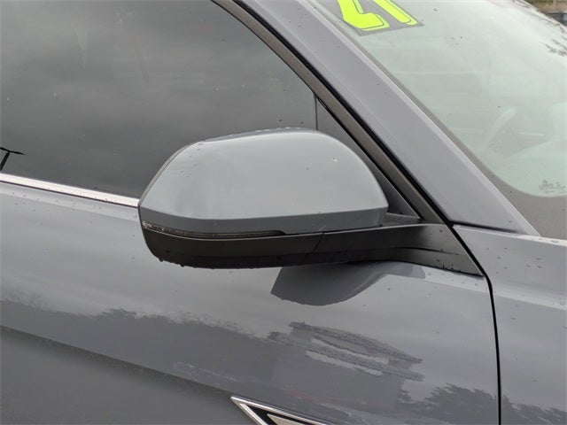 2021 Volkswagen Atlas Cross Sport 3.6L V6 SE w/Technology R-Line