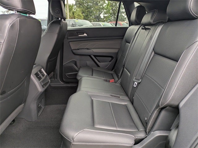 2021 Volkswagen Atlas Cross Sport 3.6L V6 SE w/Technology R-Line