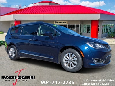 2018 Chrysler Pacifica Touring L Plus