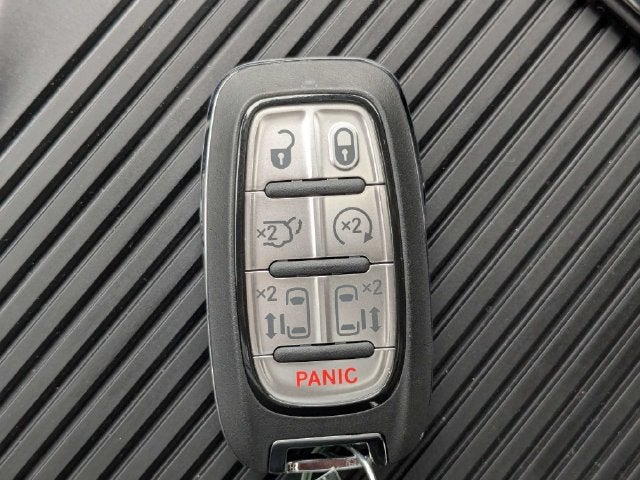 2027 Chrysler Pacifica Limited