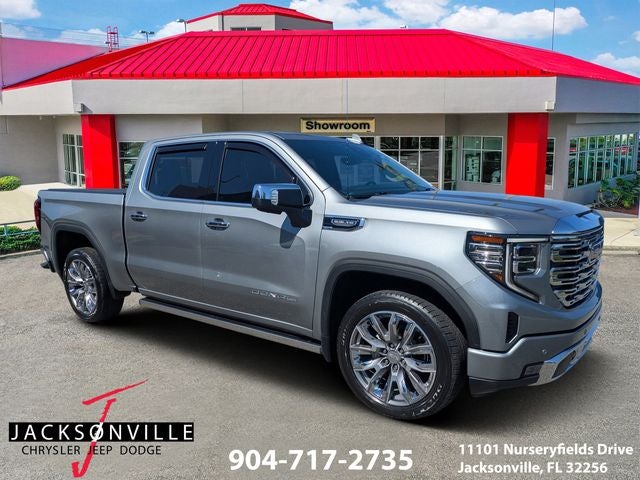 2024 GMC Sierra 4WD Crew Cab Short Box Denali's photo