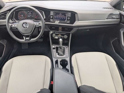 2019 Volkswagen Jetta R-Line