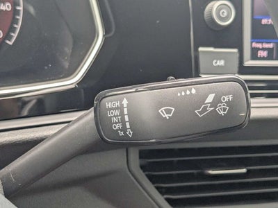 2019 Volkswagen Jetta R-Line