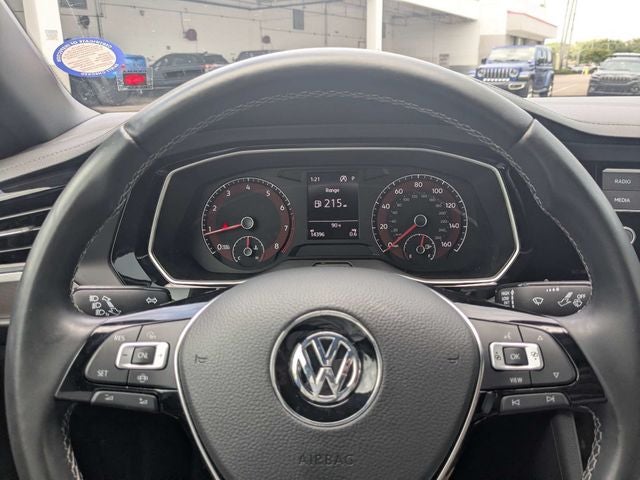 2019 Volkswagen Jetta R-Line