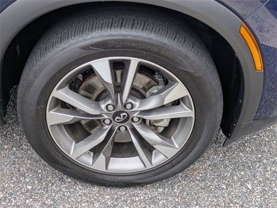 2025 INFINITI QX60 LUXE