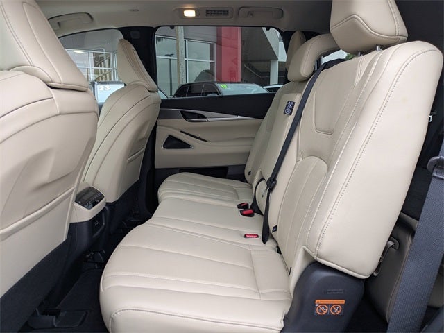 2025 INFINITI QX60 LUXE