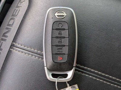 2024 Nissan Pathfinder SL